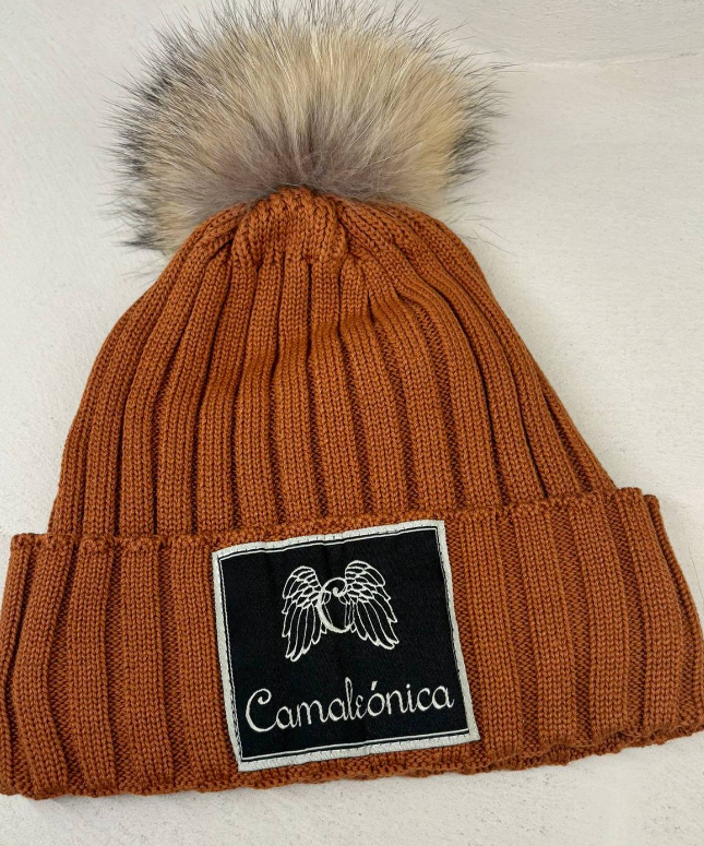 Gorro de punto Hurtado CAMALEÓNICA.
