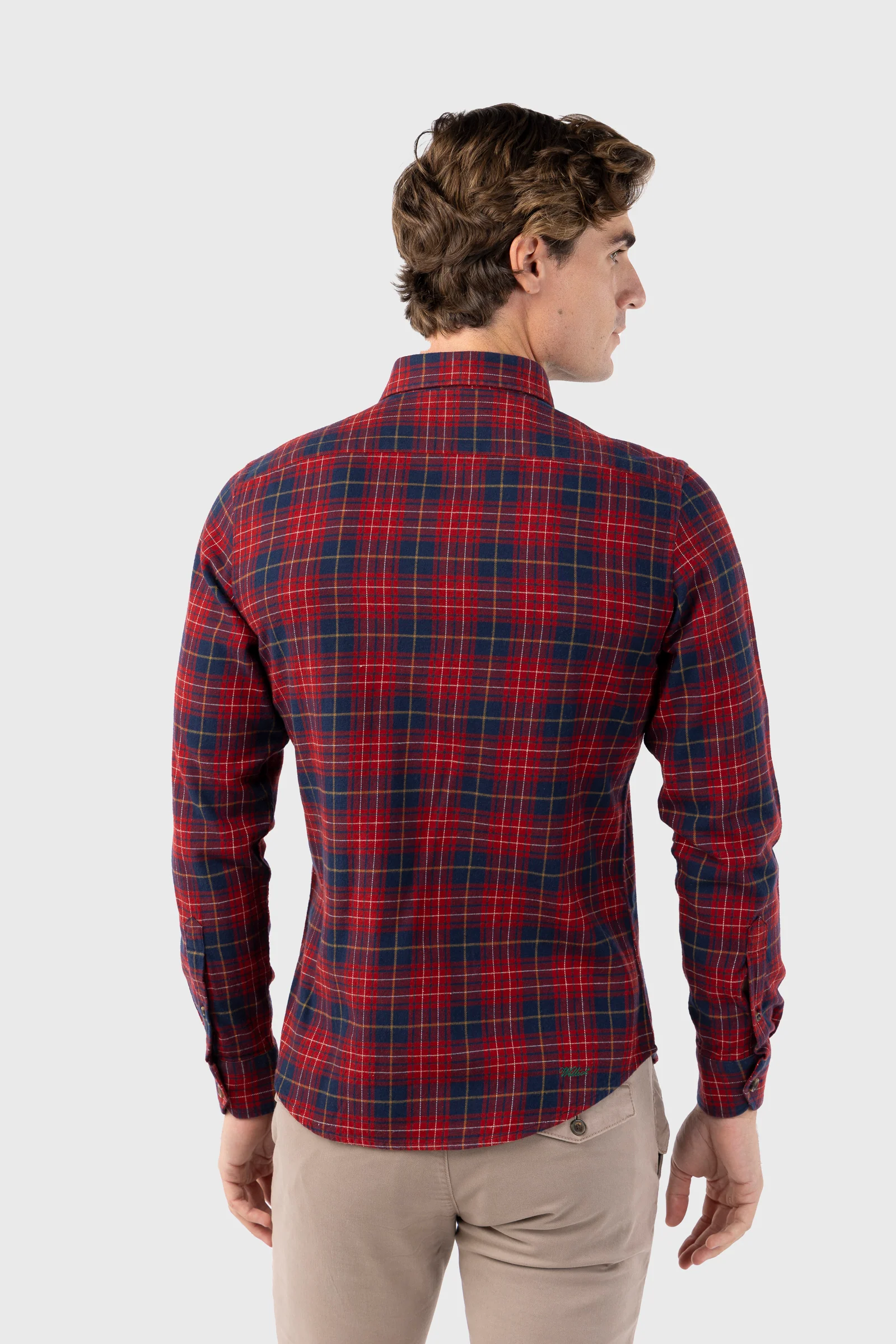 23092024113708.Sobrecamisa_Viella_Burdeos_2_1b46dc02-a9b3-427c-b121-5e9efc76a53a