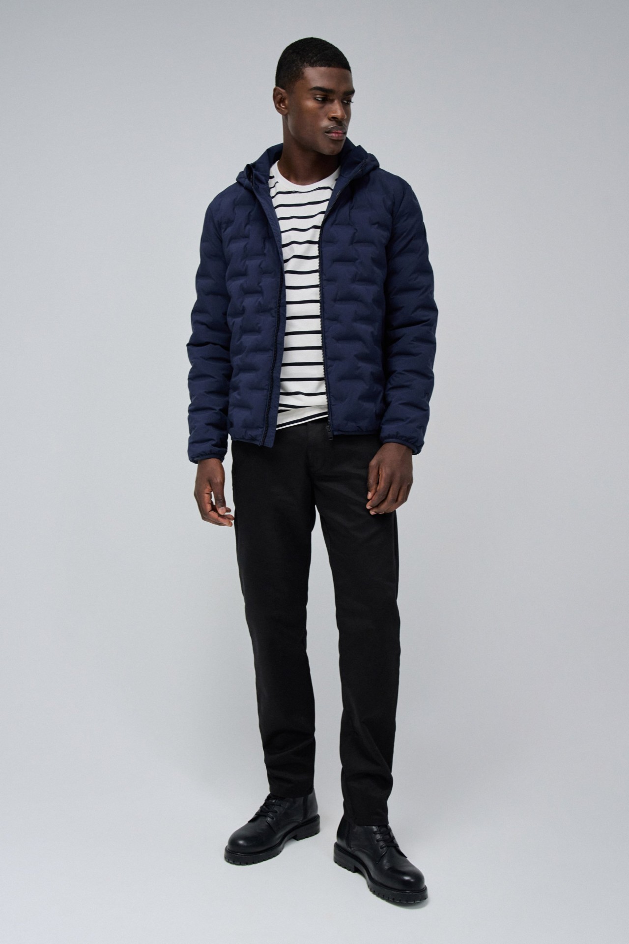 chaqueta-acolchada-con-bolsillos-y-.capucha-SALSA