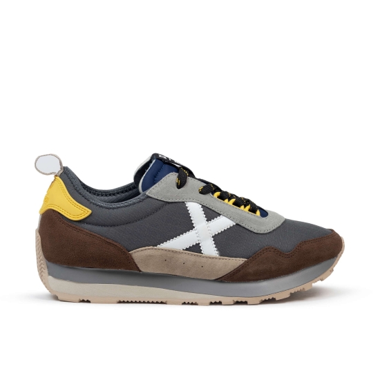 Deportiva Um 87  MUNICH.