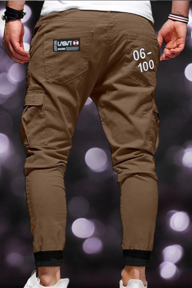 pantalon-de-hombre-jogger-cargo-lasal-plastic-tabaco