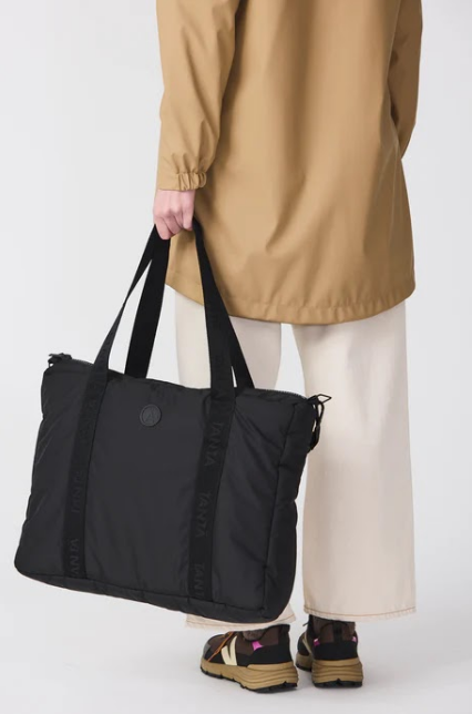 Bolso acolchado Tupan negro TANTÄ.